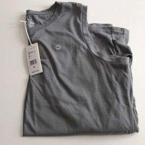 Peek a boo Tank Top NWT